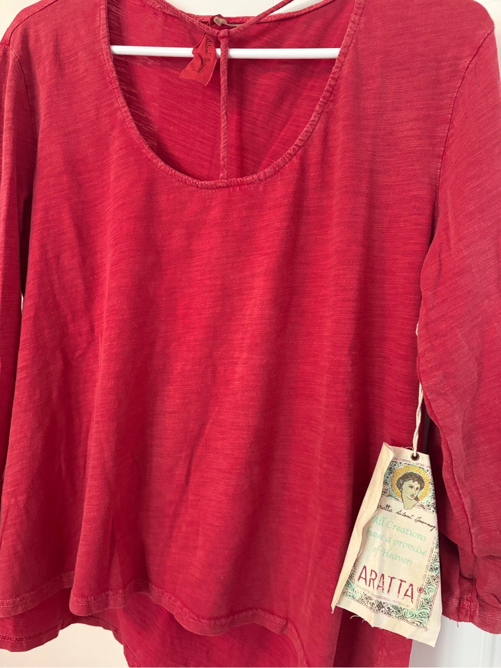 Aratta Red Scoop Neck Long Sleeve Tunic